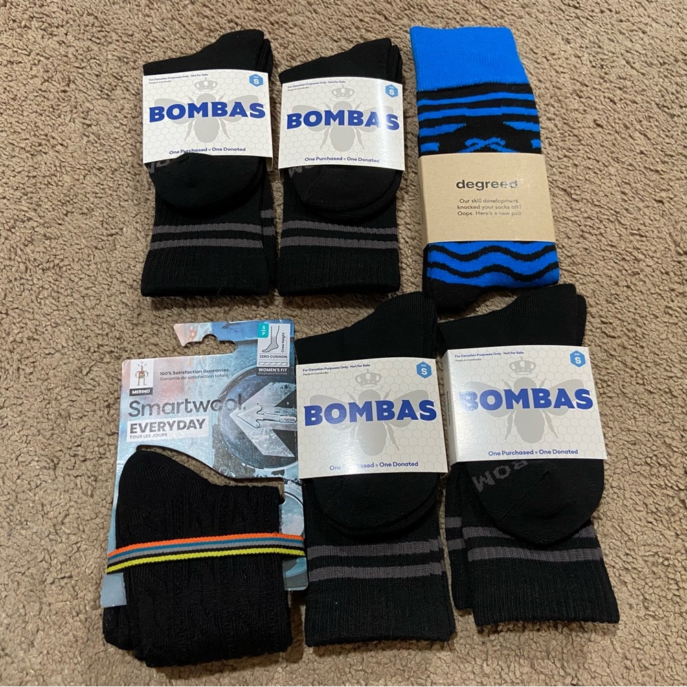 Mixed Lot 6 Pairs Of Socks Bombas Smartwool Degreed Crew Size Small Women/Adult
